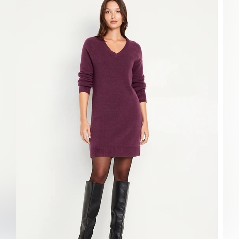 Old Navy Sweater Dress NWT Cherry Bark Large -Current style.